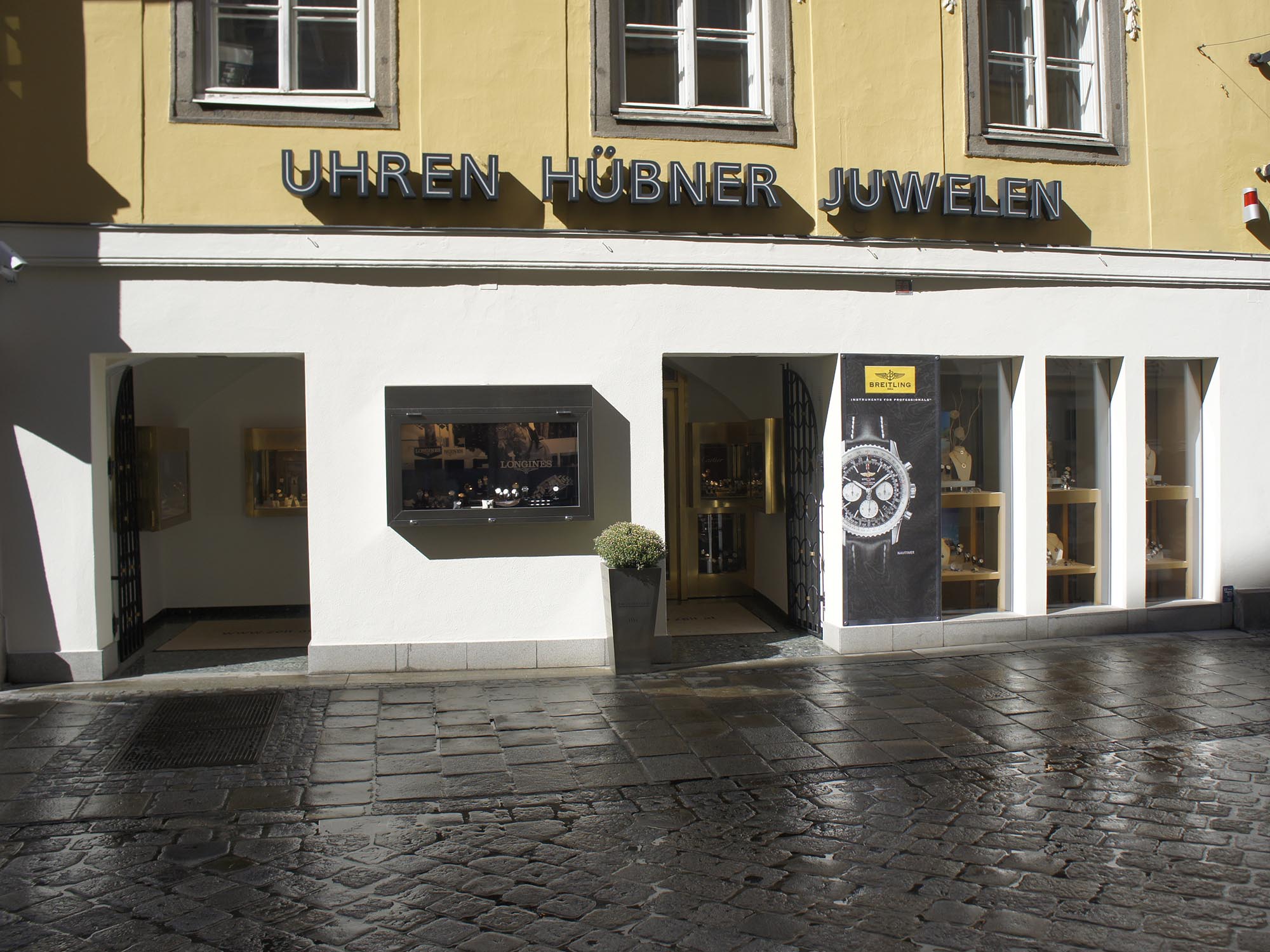 Hübner in Linz